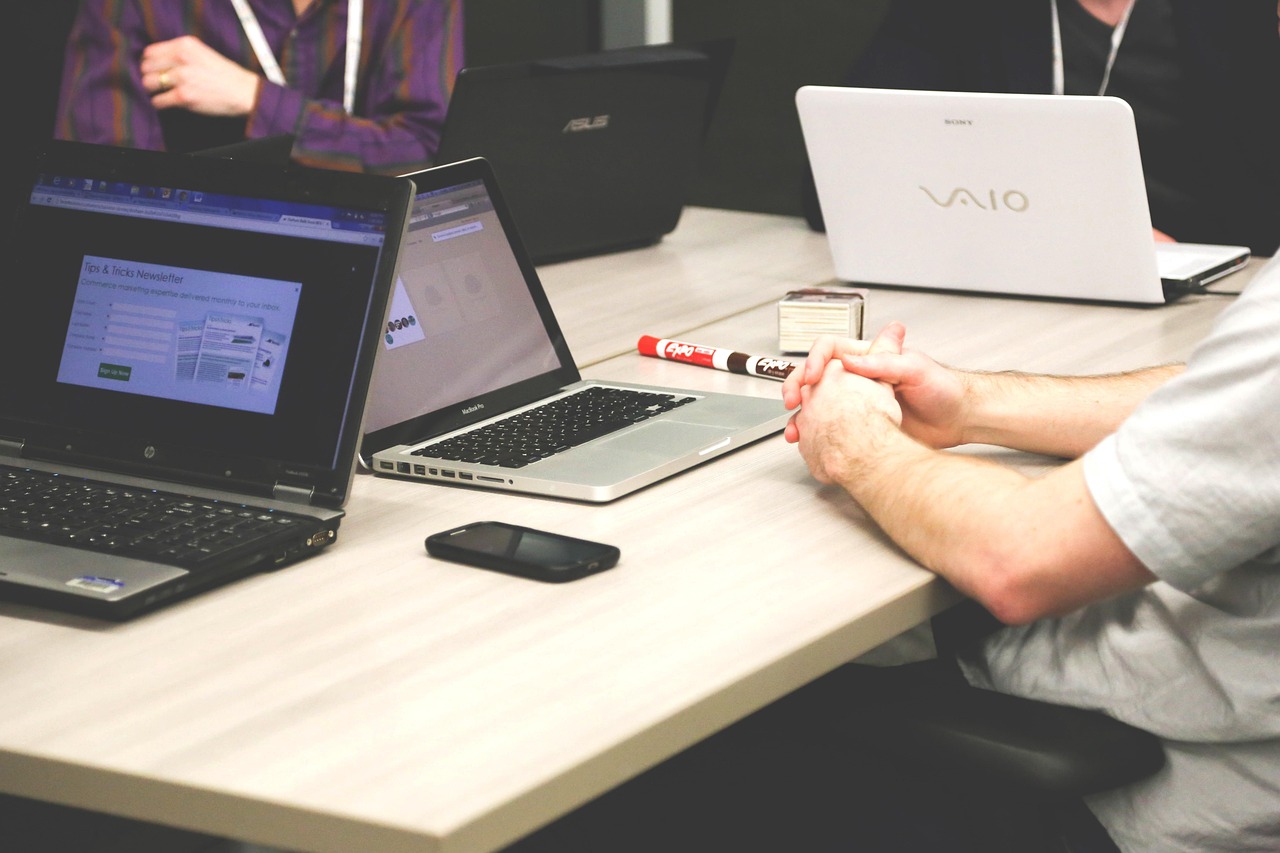 découvrez comment établir facilement le budget de votre startup : conseils pratiques, outils gratuits et exemples pour gérer efficacement vos finances dès le lancement.